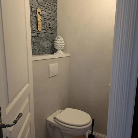 Centre Apartment *